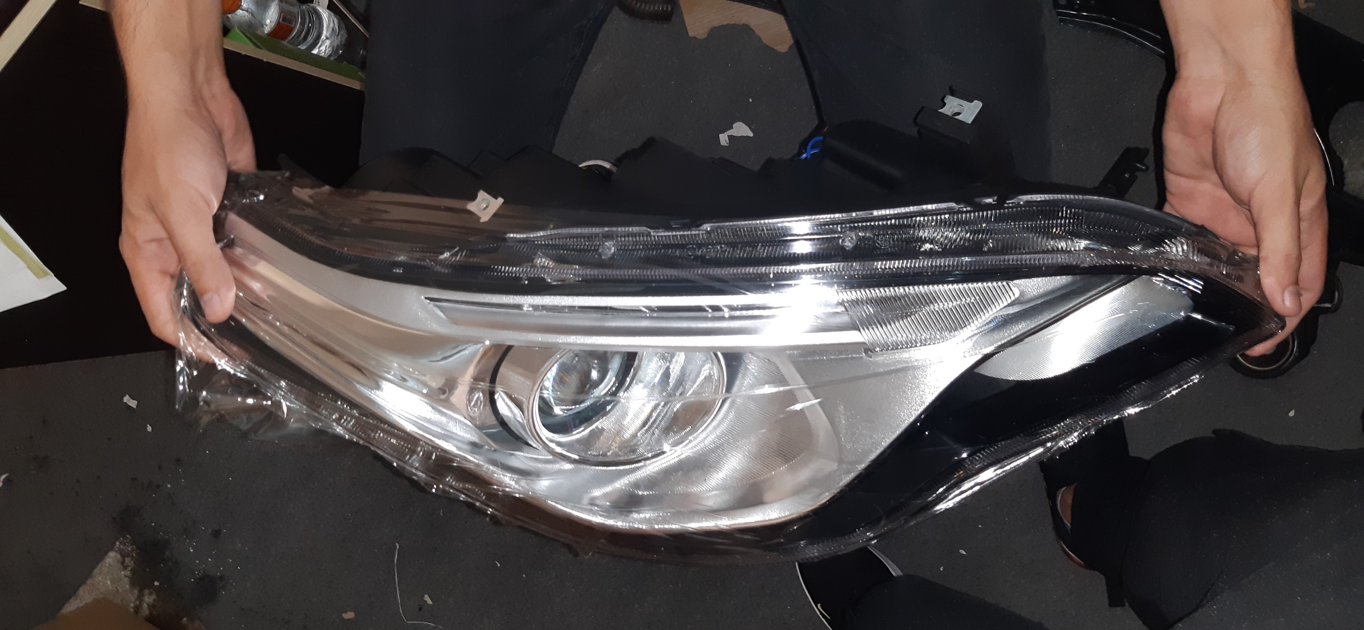 چراغ جلو چپ سابرینا اصلی شرکتی